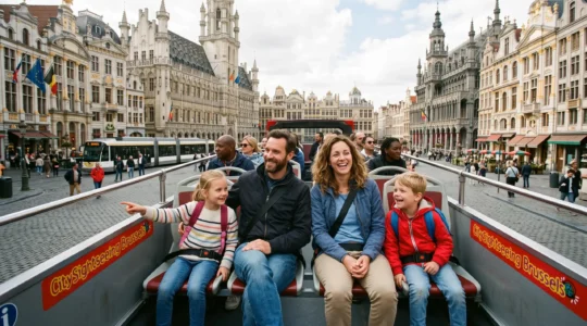 visite-de-bruxelles-en-bus-touristique-option-pratique-pour-les-familles